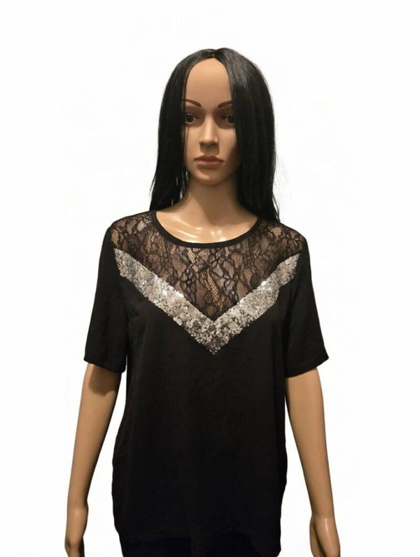 Top noir chic dentelle & sequins argentés – détail élégant