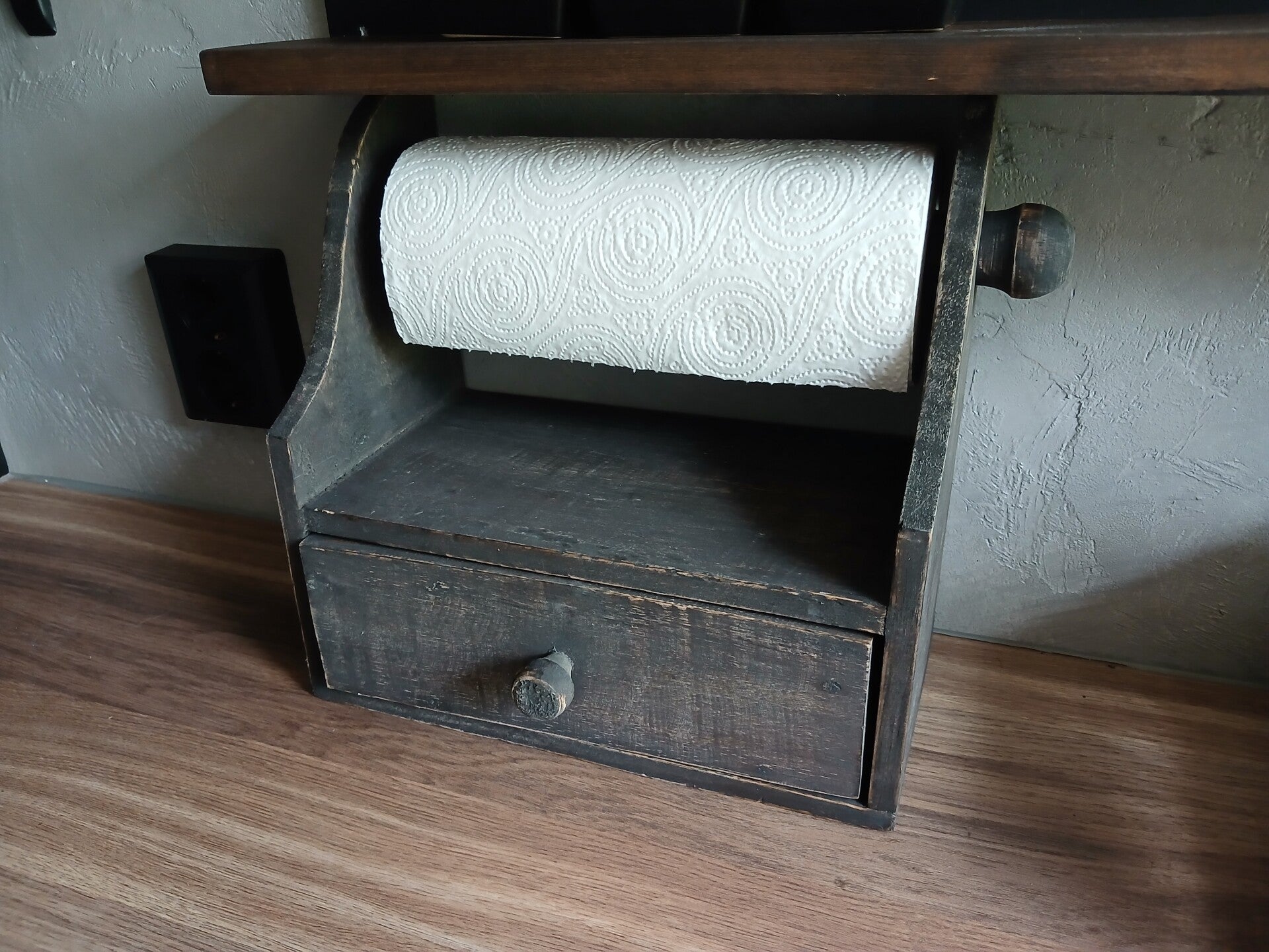 Gruttersbak met Keukenrolhouder