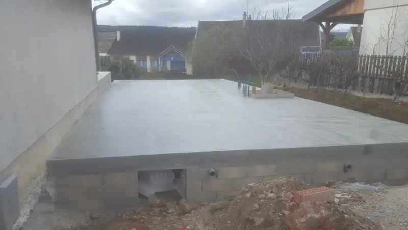 Dalle en béton réalisée pour la future extension de maison à Meursault.