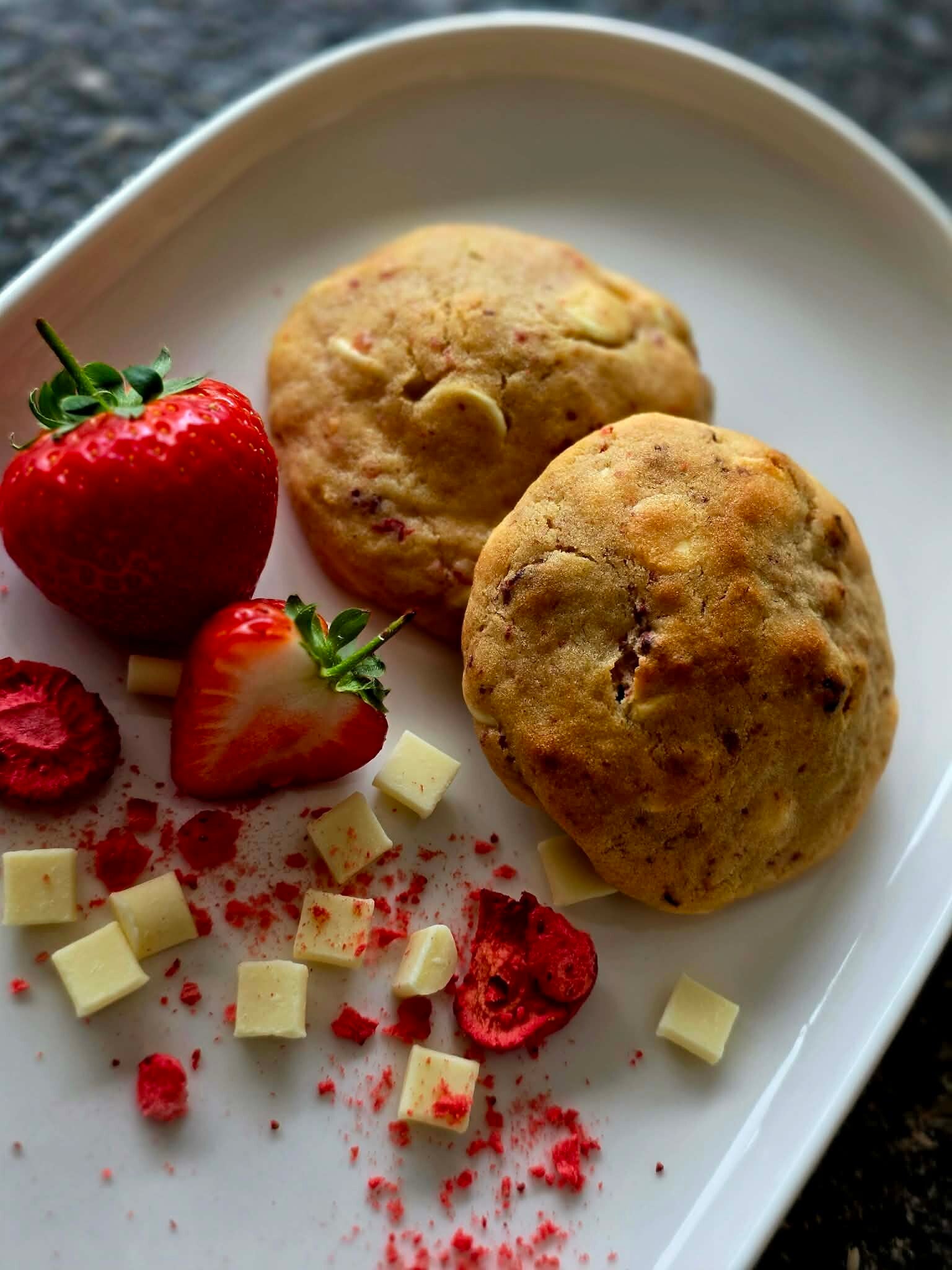 Strawberry cookie 150