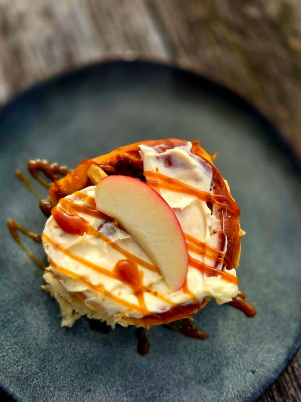 Apple cinnamon rolls