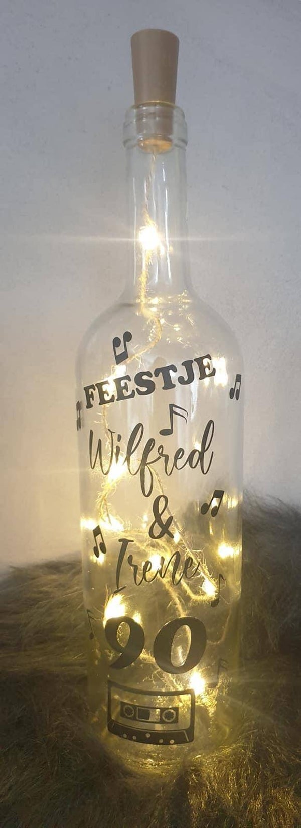 Lichtfles met Lichtjes en Tekst naar Wens - De Hipste Cadeautip!