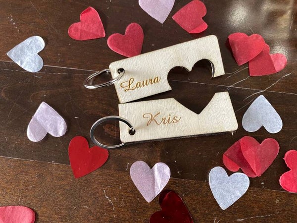 Houten sleutelhangerset Hartje met namen