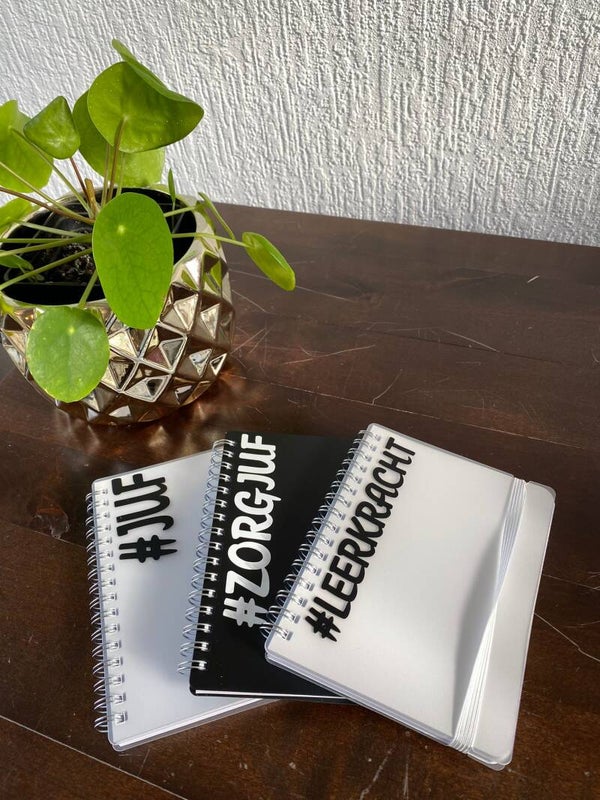 Schriftje met #Juf #Meester #Trainer