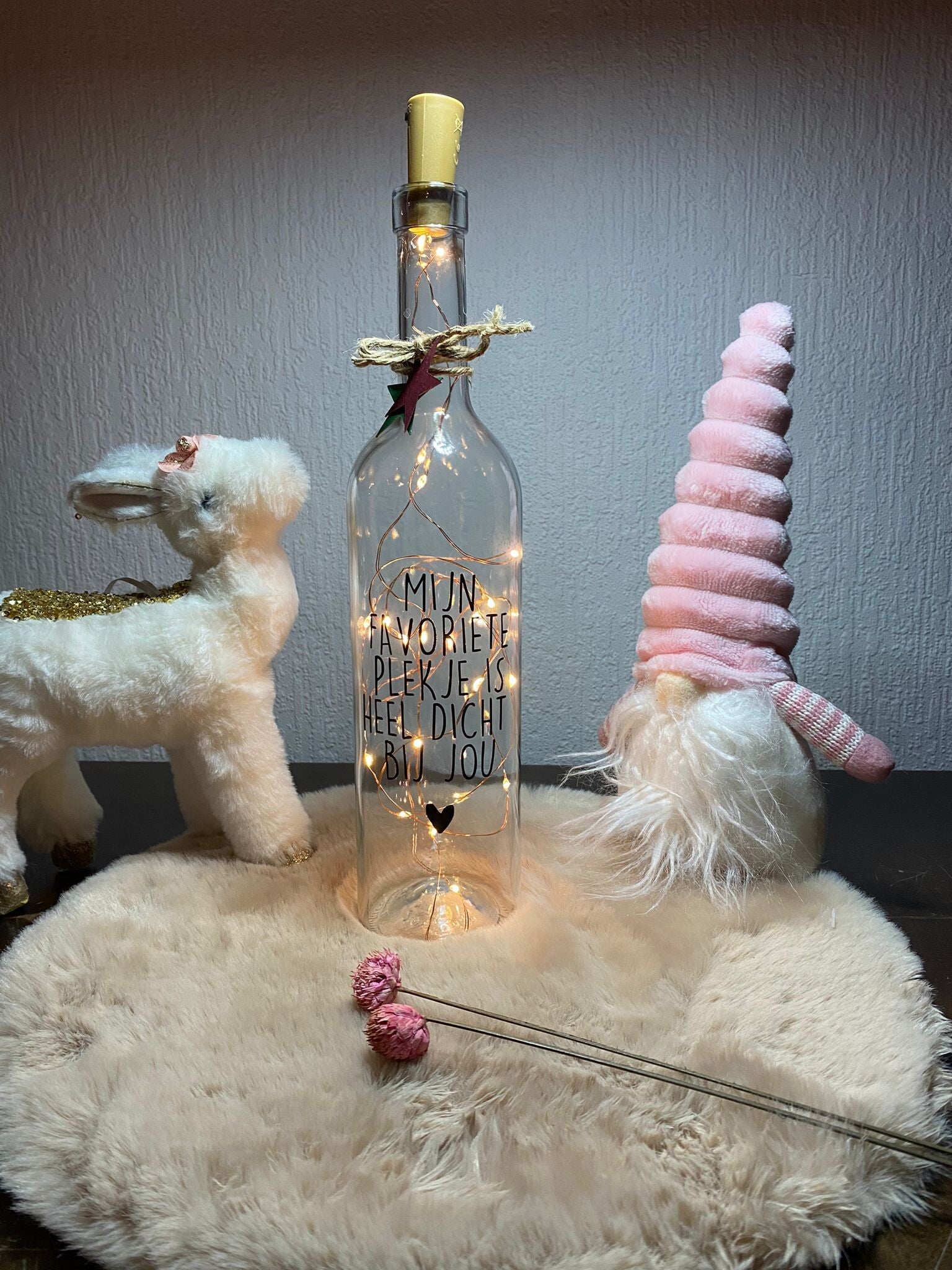 Lichtfles met tekst:"Mijn Favoriete plekje is heel kort bij jou"