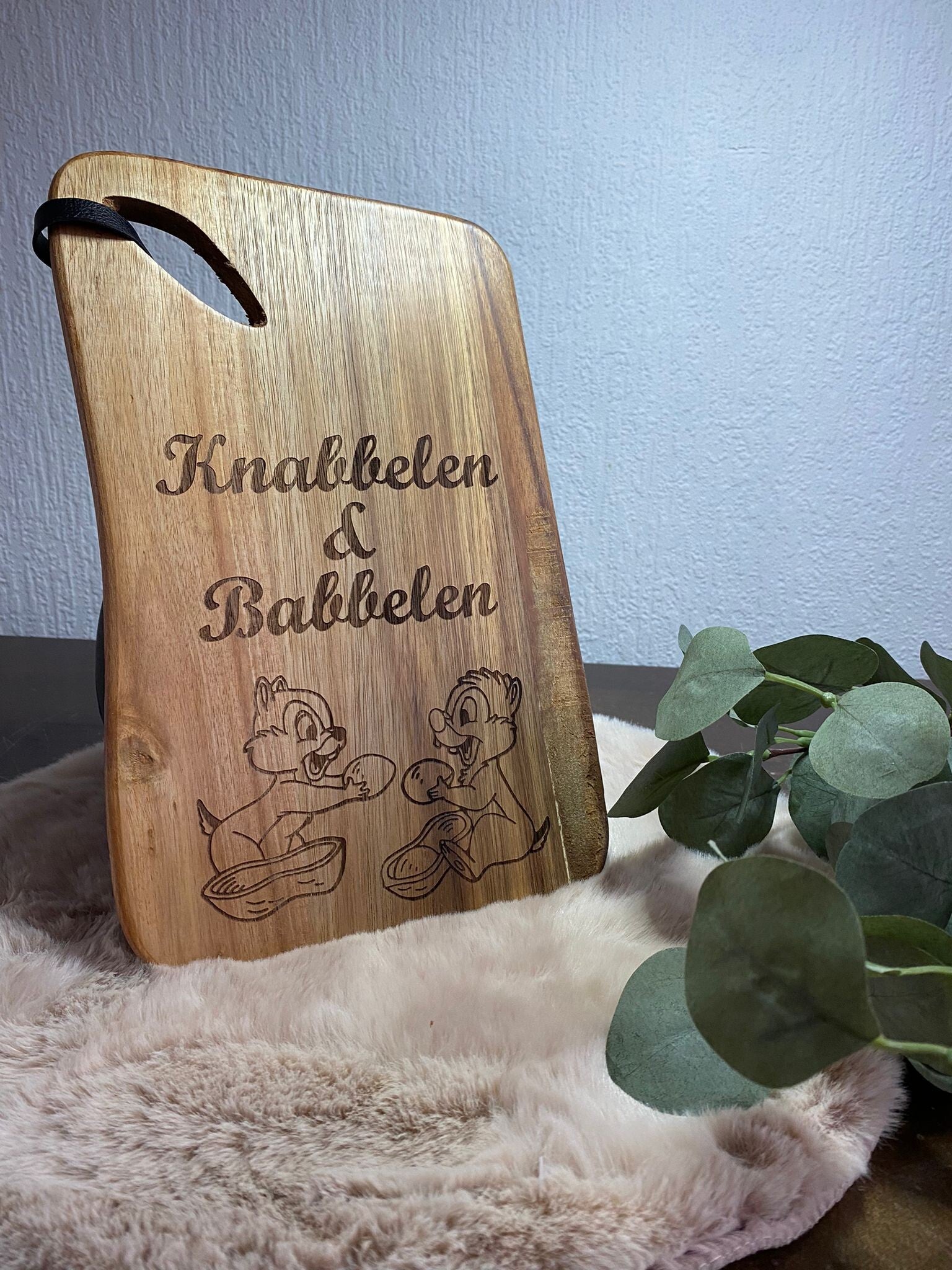Houten Tapasplank met tekst gepersonaliseerd