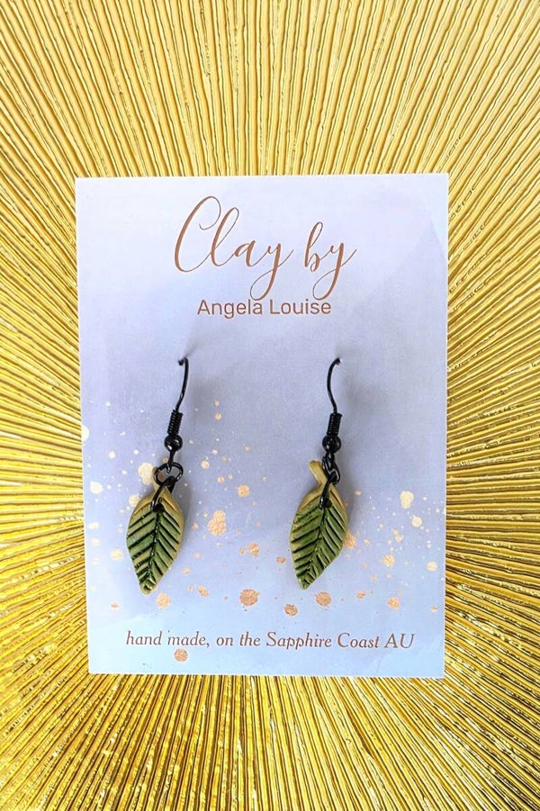 Simply petite leaf drop