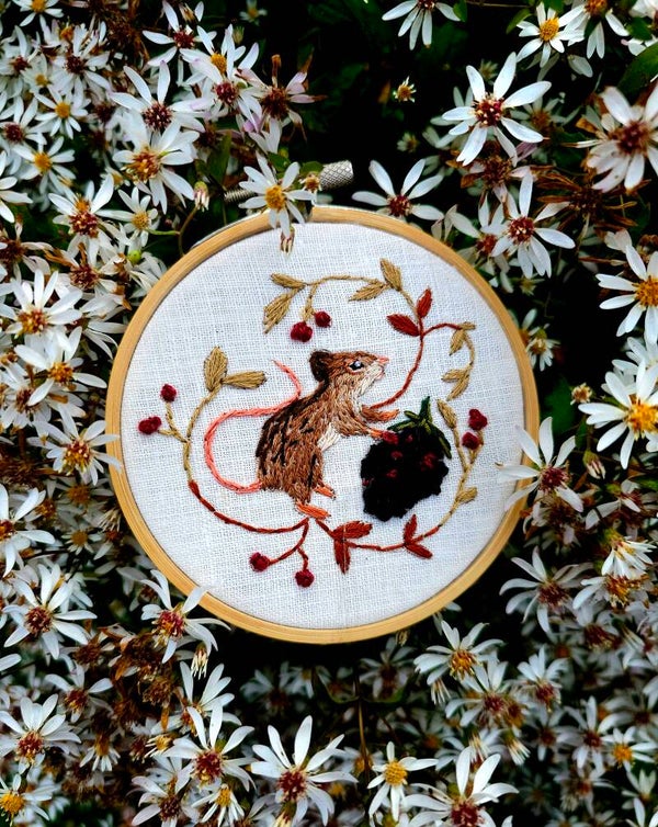Embroidery " Bramble Fieldmouse"