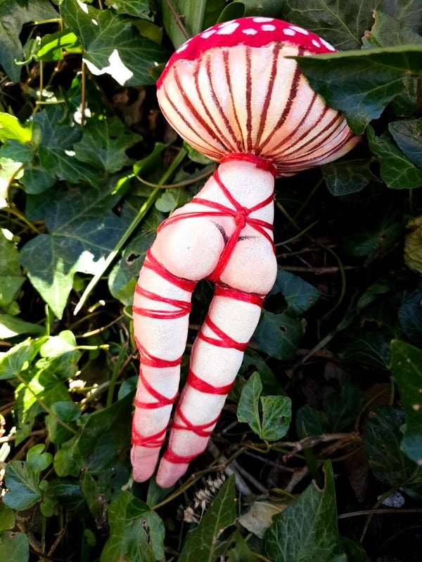 Schroomling doll " the shibari schroom"