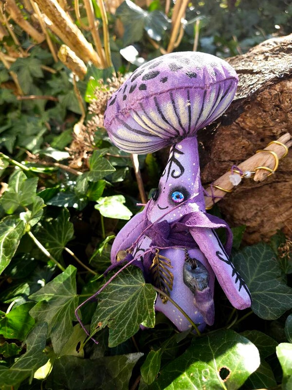 Schroomling doll " the amethist mage"