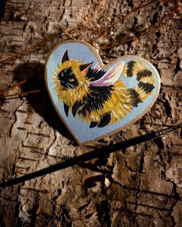 Magnet paintings " Bumblebee flying kitty"