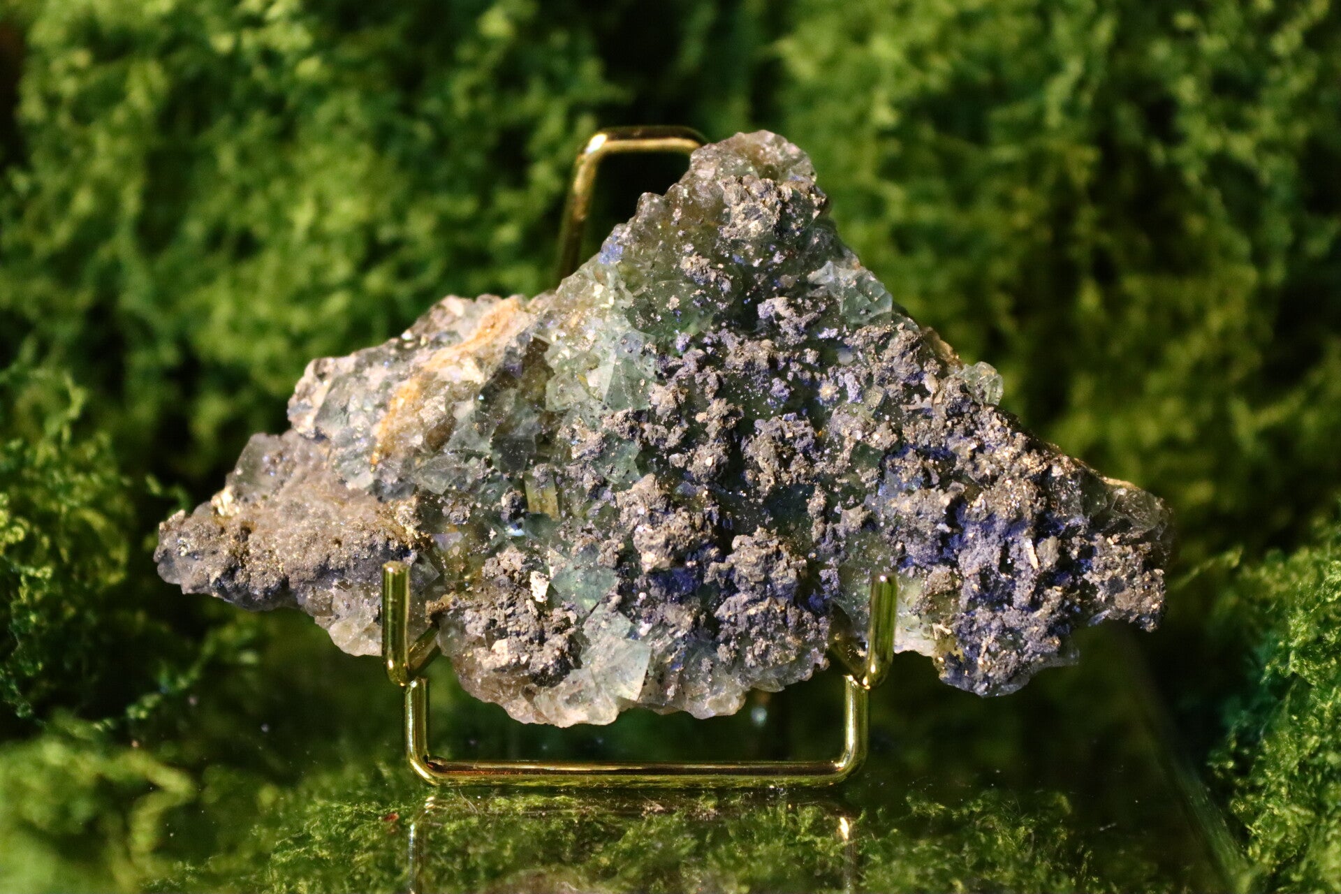 [UV] Fluoriet met Pyriet