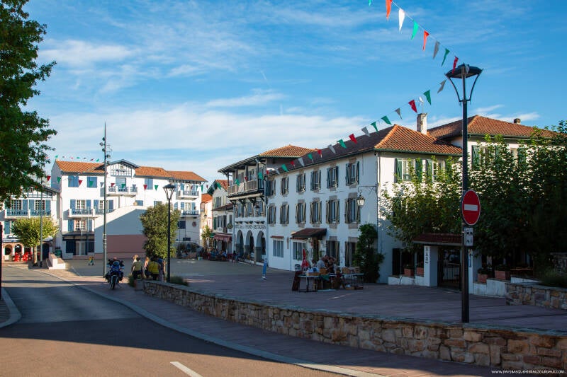 Le village d'Ascain en 2023