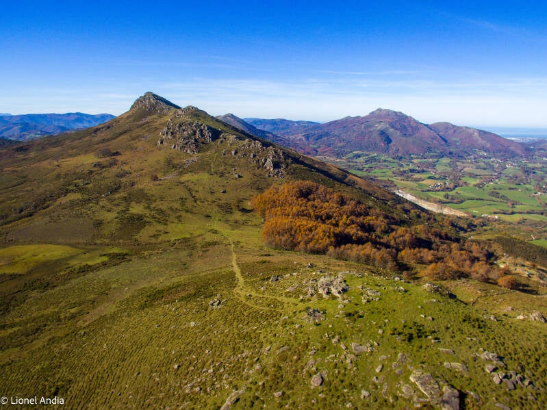 Le col d'Ibañeta et la crête de l'Atxuria