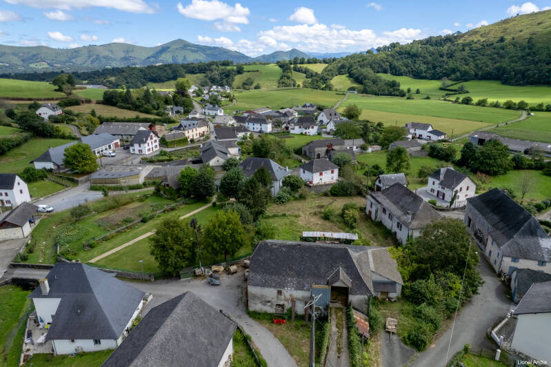 Le village d'Aussurucq - Altzürükü