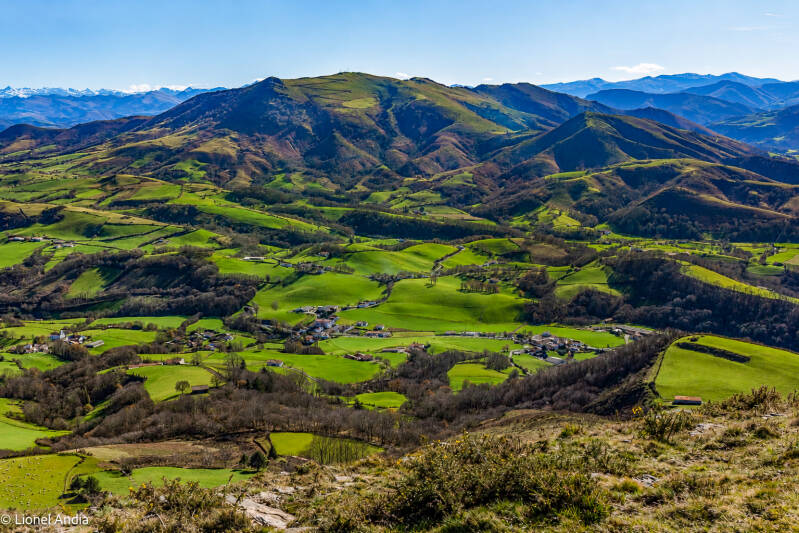 Le massif du Baigura depuis l'Ursuia