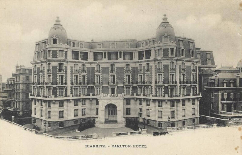L'hôtel Carlton à Biarritz au début des années 1920