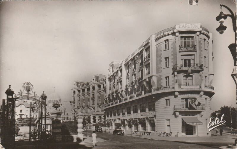 L'hôtel Carlton à Biarritz au début des années 1950