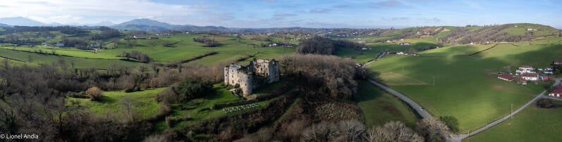 Le château de Belzunce à Ayherre