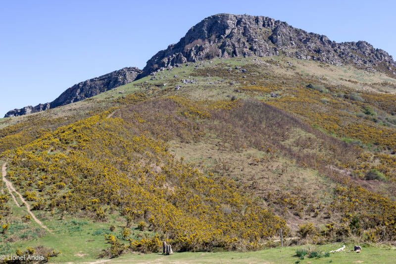 Le col des Trois Bornes au pied de l'Atxuria