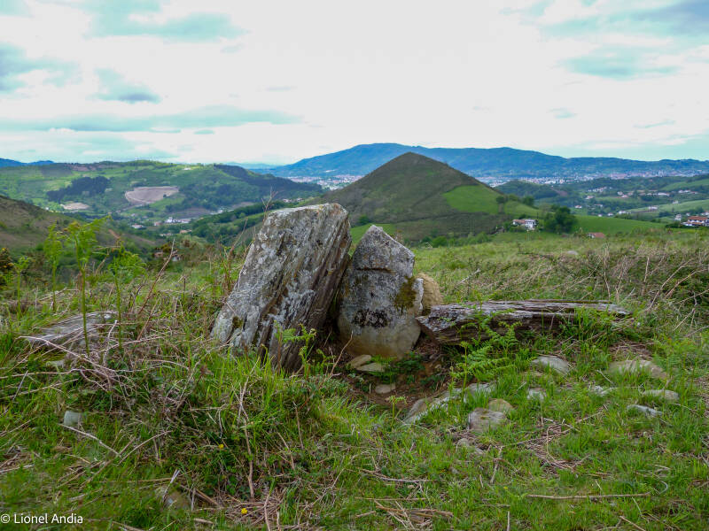 dolmen de Galbario ou Kalbario à Urrugne