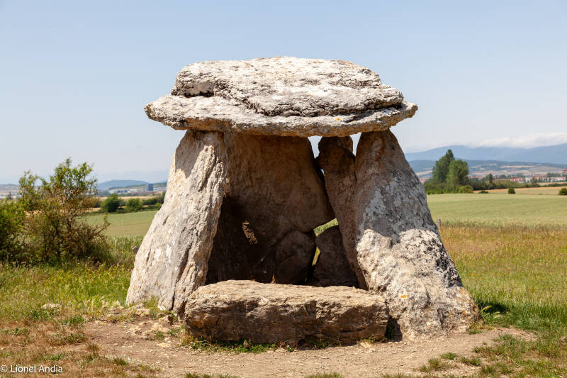 Le Dolmen de Sorginetxe à Arrizala