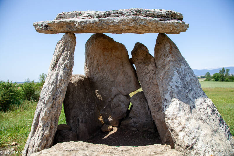 Le dolmen de Sorginetxe en Alava