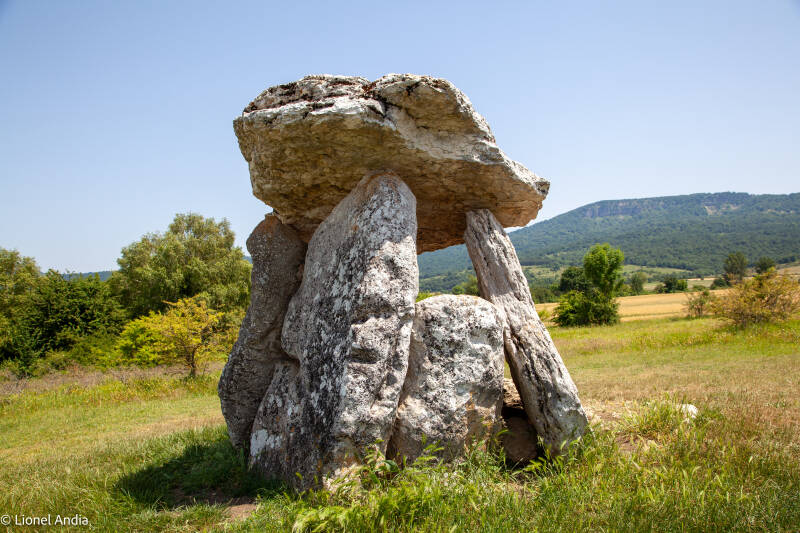 Le dolmen de Sorginetxe, la « maison des sorcières » d’Alava