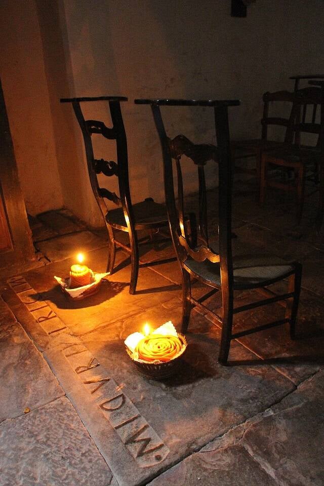 ezkoak, qui brûle en mémoire du défunt