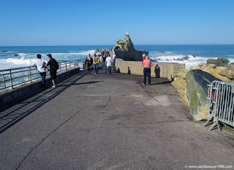 bloc d’ophite Rocher de la Vierge Biarritz