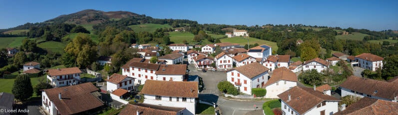 Le village de Mendionde - Lekorne