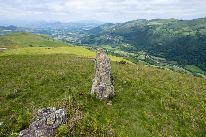 Le menhir d'Armiague