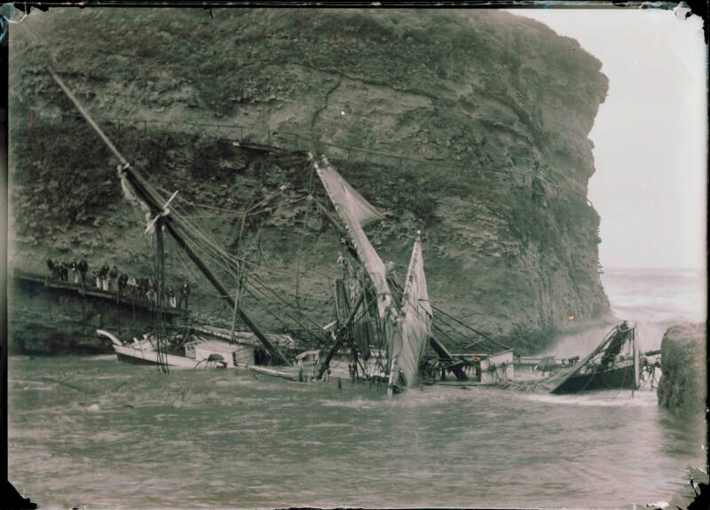 Le naufrage de l'orphelin à Biarritz en 1882