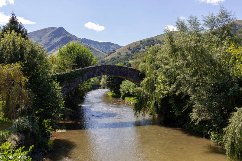 Le Pont "Romain" de Saint Étienne de Baigorry