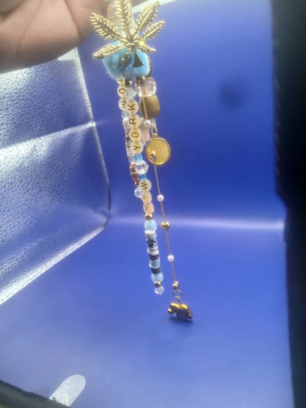 NEW YORK MOM Keychain