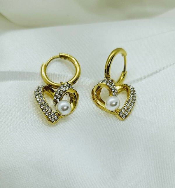 BOUCLE D'OREILLE Coeur perlé