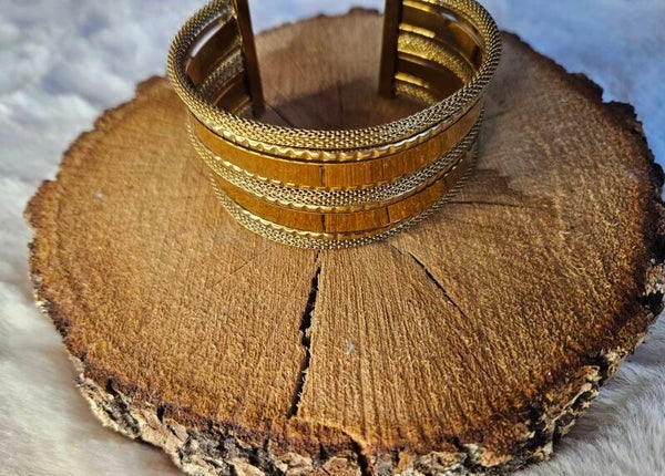 ✨ Bracelet Manchette Doré