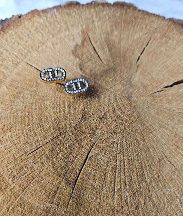 Boucles d’oreilles puces dorées – Éclat marin