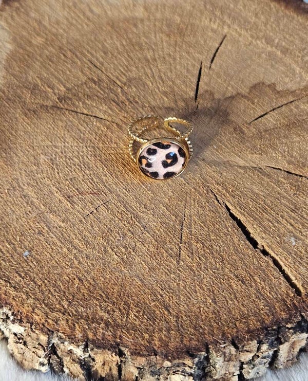 ✨ Bague Dorée – Motif Léopard