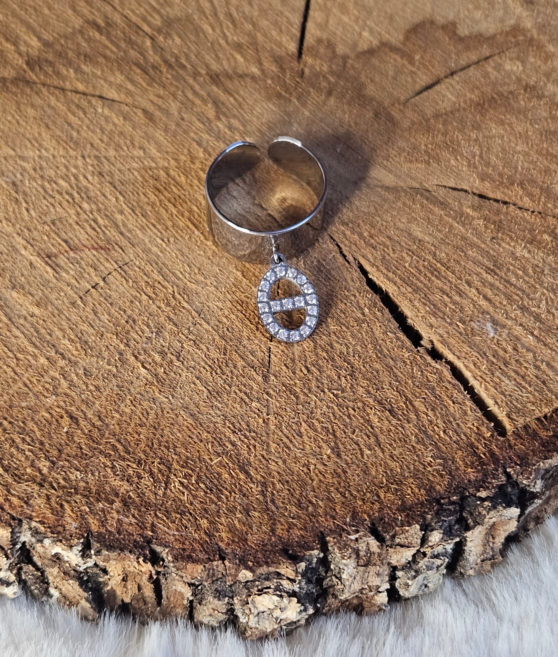 Bague argentée – Breloque Maille Marine