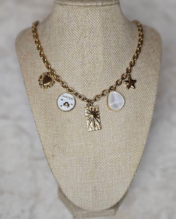 ✨ Collier Maximaliste Méga-Breloques ✨