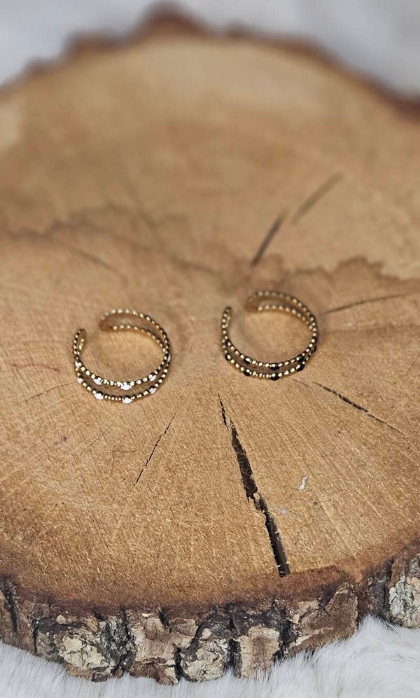 Bague dorée double rang – Perles blanches ou noires
