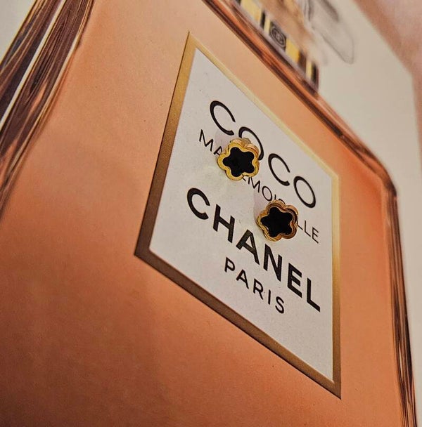 🍀 Trèfle Noir Chic – La touche élégante à petit prix ! ✨