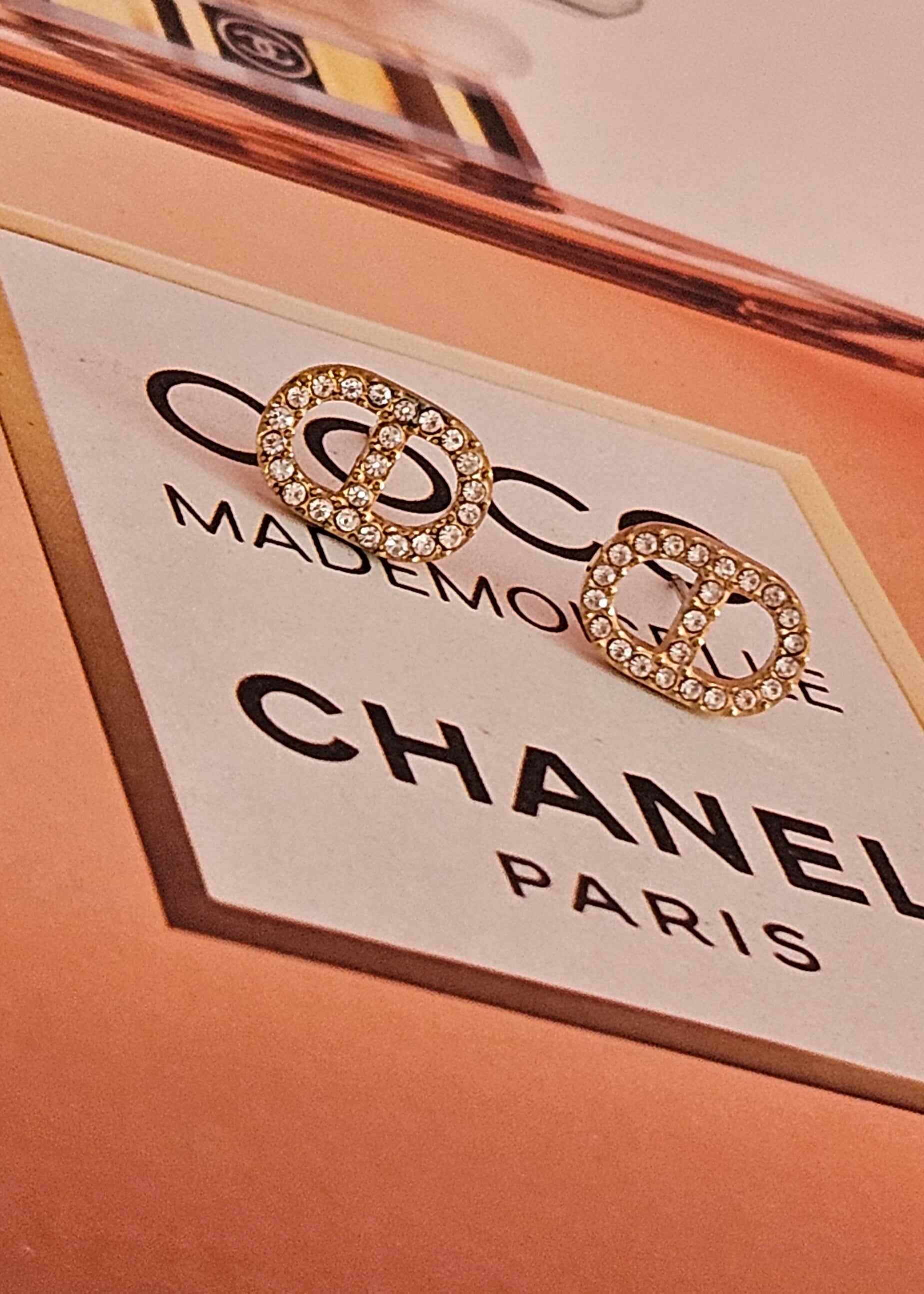 ✨️Boucles d’oreilles puces dorées – Éclat marin✨️