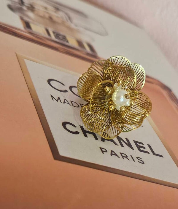 🌸✨ Bague XL fleur nacrée – un vrai bijou coup de cœur ! ✨🌸