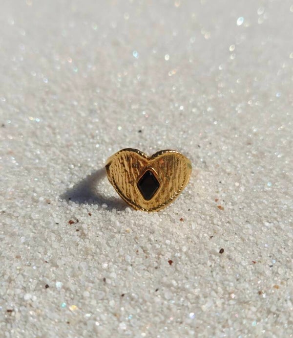 Bague Cœur Dorée avec Pierre Noire – Acier inoxydable ajustable