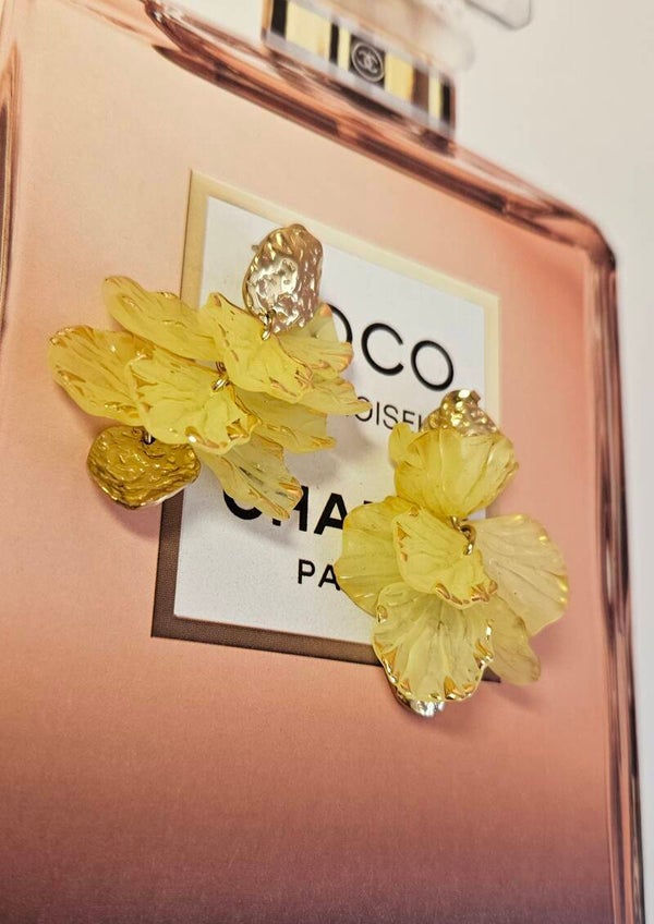 ✨️ Boucle d'oreille pétales jaune ✨️