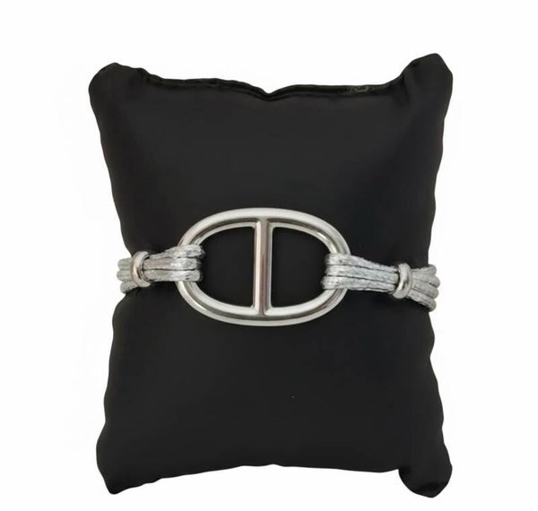 ✨ Superbe Bracelet en Fil d’Or – Maille Marine Scintillante ✨
