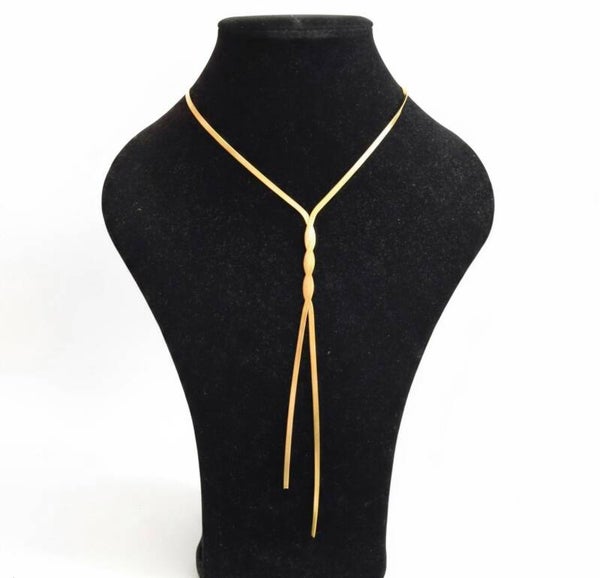 Collier Torsadé Isadora – Doré Élégance
