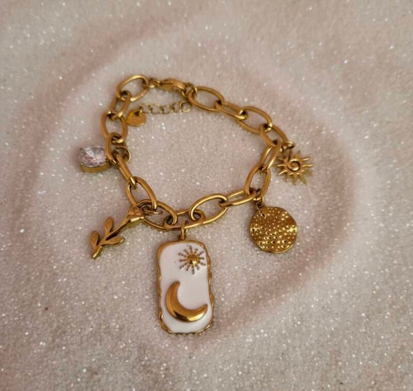 ✨ Bracelet "Chaîne Céleste" — L’éclat doré des étoiles